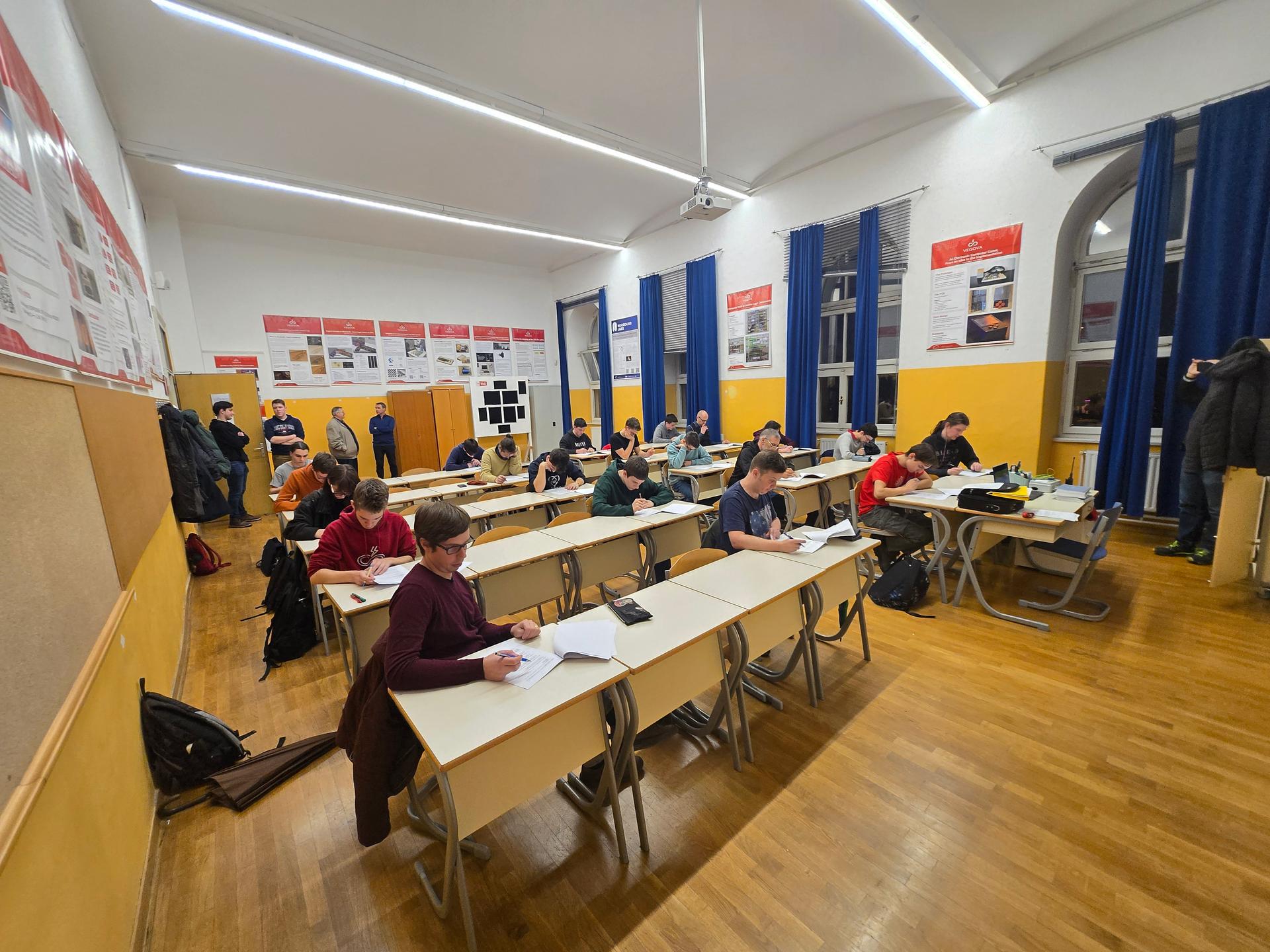 Radioamaterski izpit leta 2024